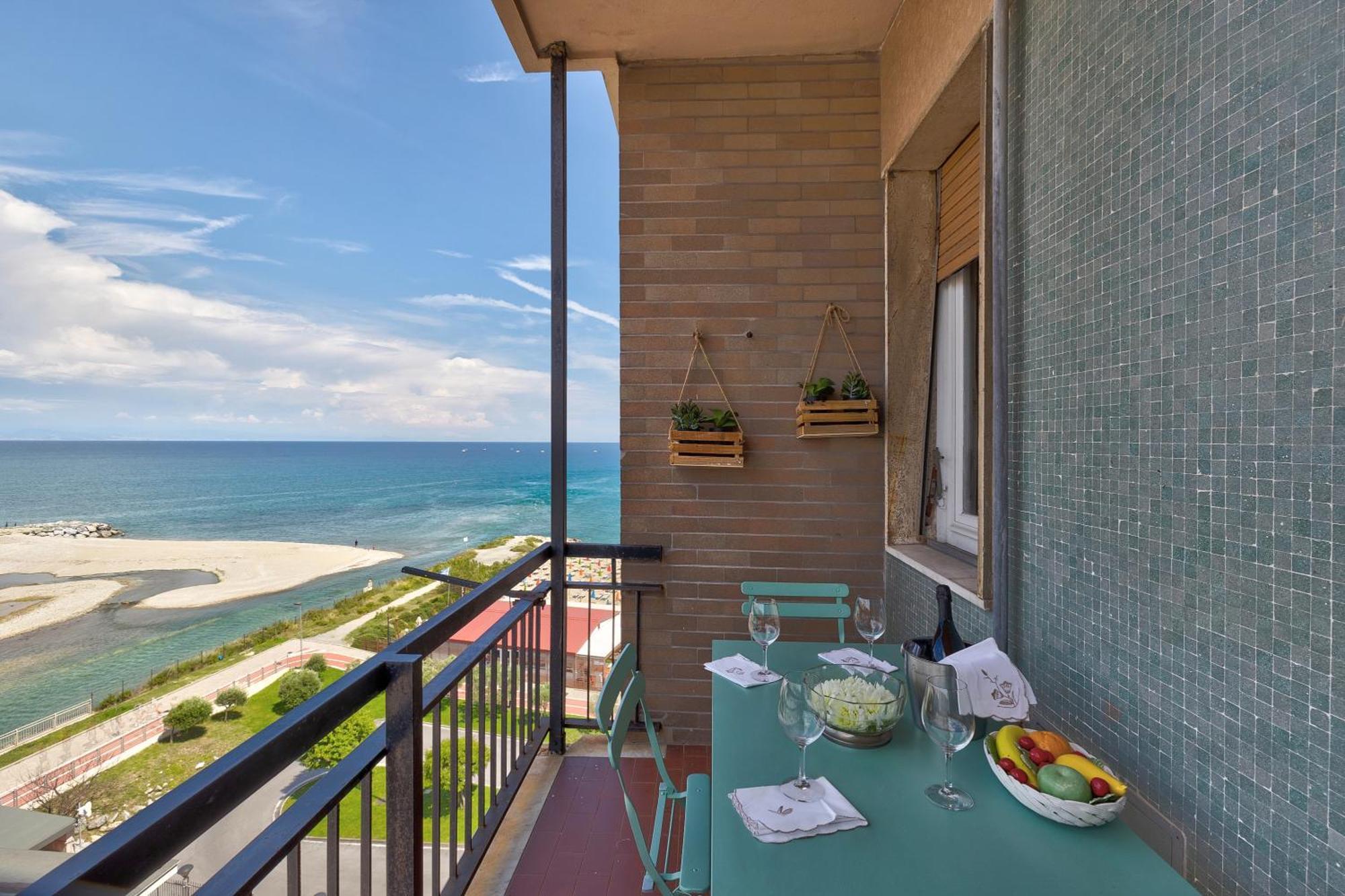 Apartment Riva Mare 1 *